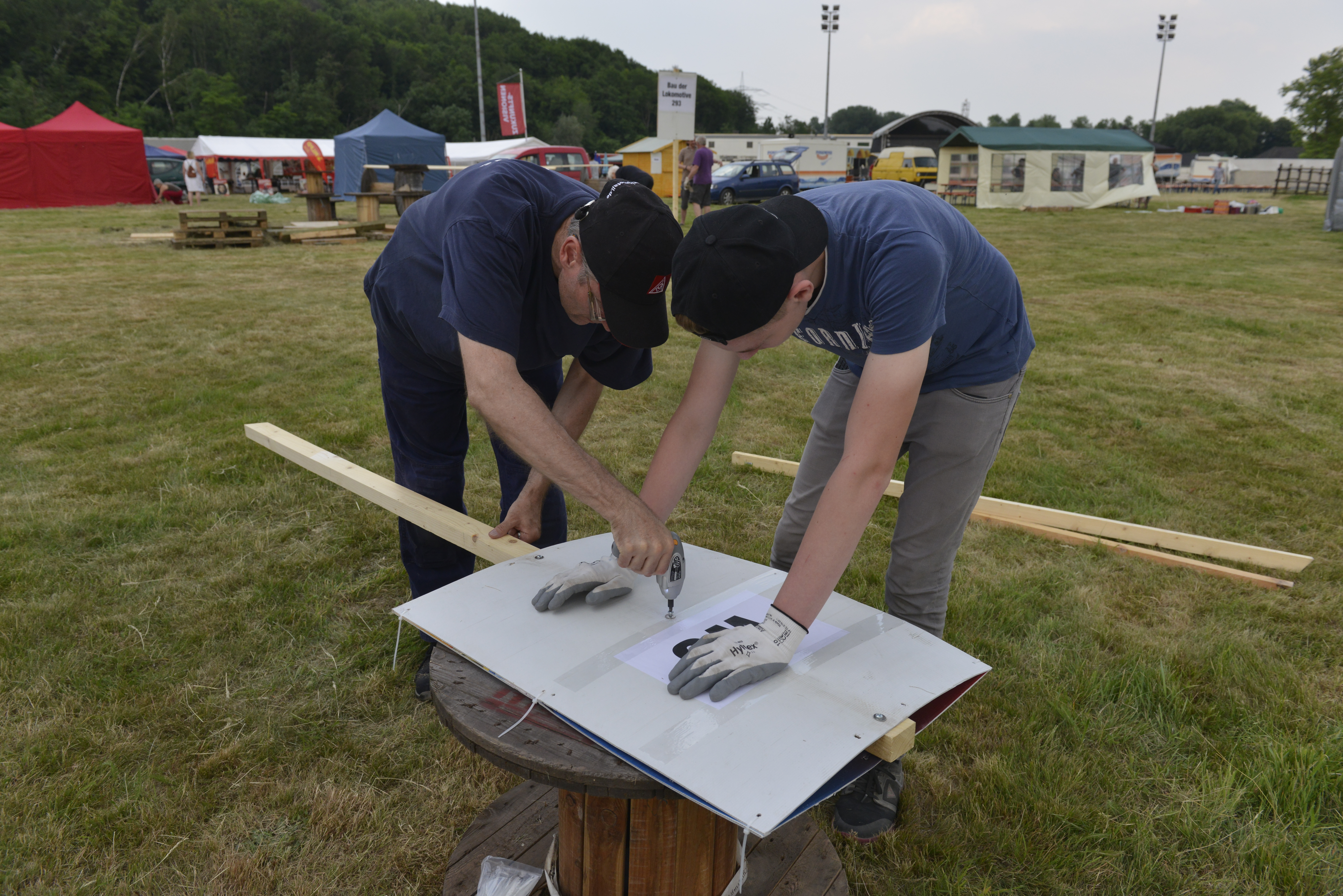 Macht mit beim Auf- und Abbau!